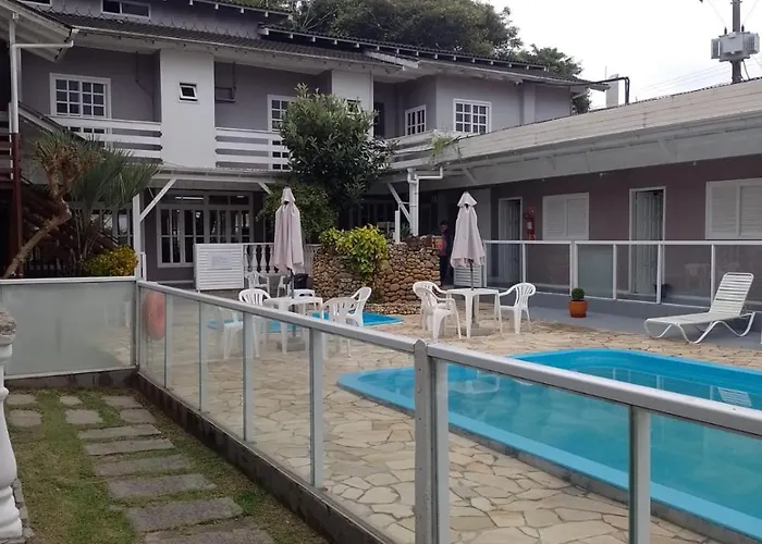 Pousada Ilha Bella BombinhasPousada